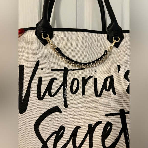VS Script Tote Bag NEVER USED - Picture 3 of 7